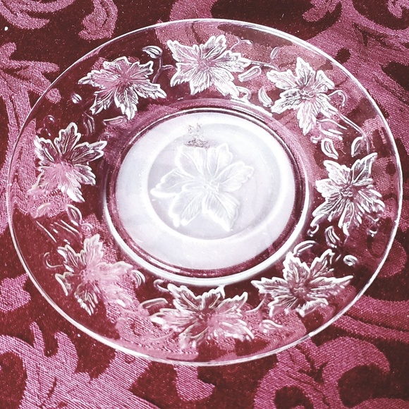 Tea Cup & Plate - Picture 3 of 8